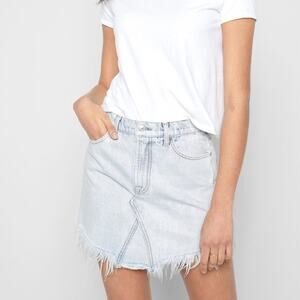 SCALLOP FRAYED HEM SKIRT IN DESERT SUN BLEACHED